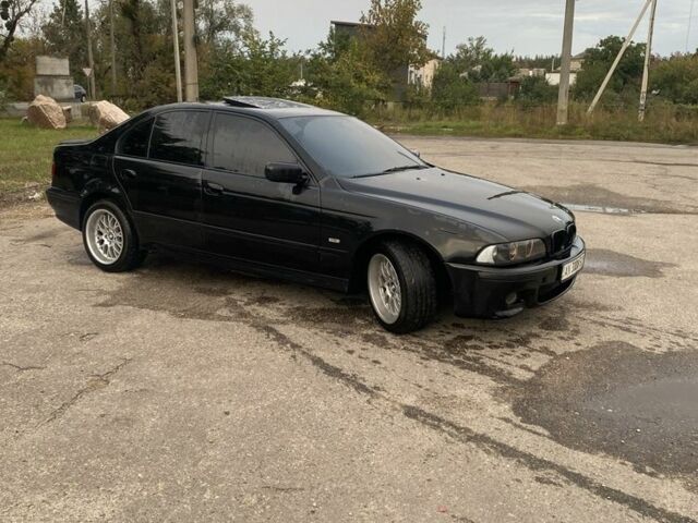 Черный БМВ 5 Серия, объемом двигателя 3.5 л и пробегом 268 тыс. км за 5500 $, фото 8 на Automoto.ua