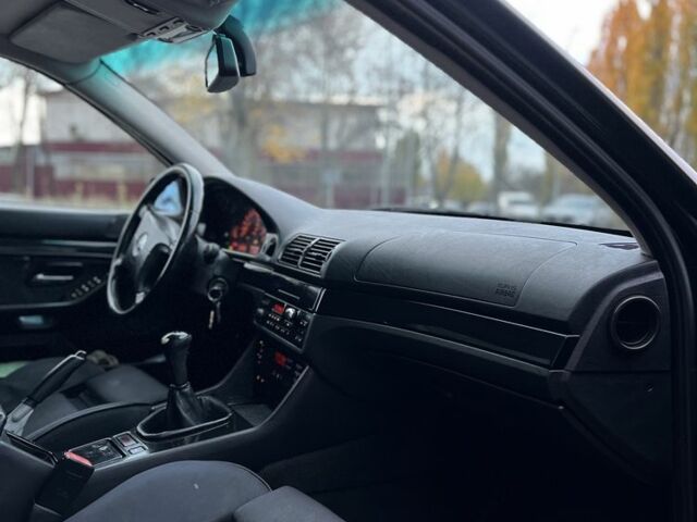 БМВ 5 Серия 2000 в Кременчуге на Automoto.ua Черный БМВ 5 Серия, объемом двигателя 2.5 л и пробегом 350 тыс. км за 3499 $, фото 10 на Automoto.ua