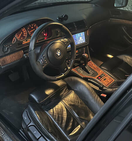 Чорний БМВ 5 Серія, об'ємом двигуна 3.5 л та пробігом 350 тис. км за 6300 $, фото 14 на Automoto.ua