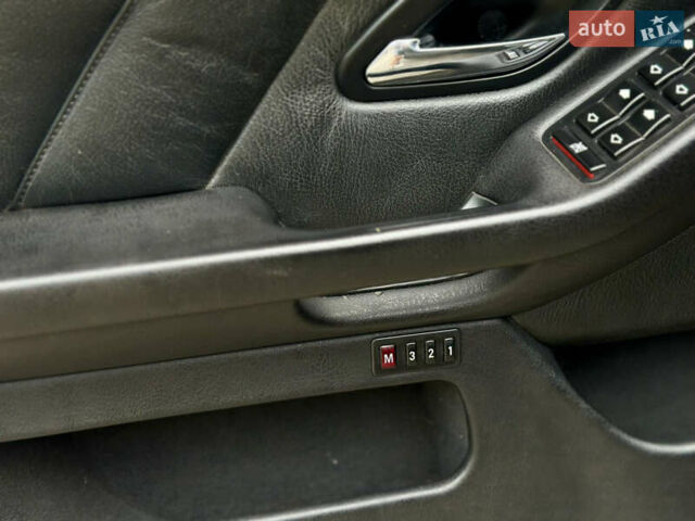 Черный БМВ 5 Серия, объемом двигателя 2.5 л и пробегом 398 тыс. км за 5000 $, фото 23 на Automoto.ua