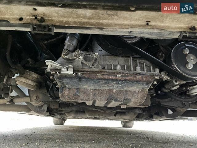 Чорний БМВ 5 Серія, об'ємом двигуна 3.5 л та пробігом 290 тис. км за 5750 $, фото 13 на Automoto.ua