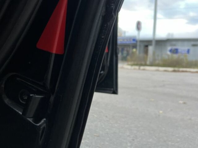 БМВ 5 Серия 2000 в Кременчуге на Automoto.ua Черный БМВ 5 Серия, объемом двигателя 2.5 л и пробегом 350 тыс. км за 3499 $, фото 15 на Automoto.ua