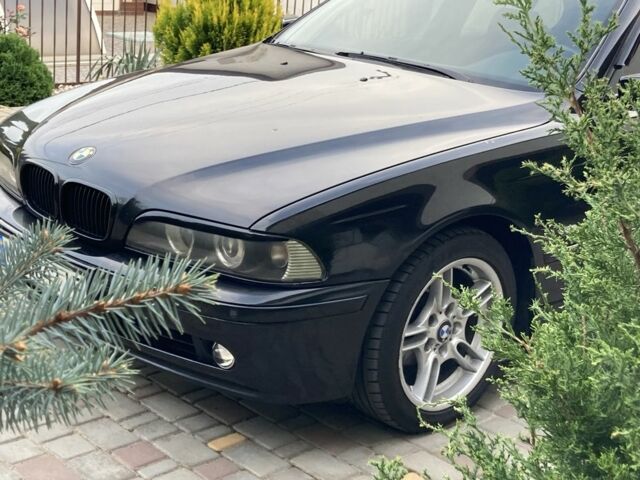 Черный БМВ 5 Серия, объемом двигателя 2.2 л и пробегом 281 тыс. км за 8700 $, фото 1 на Automoto.ua