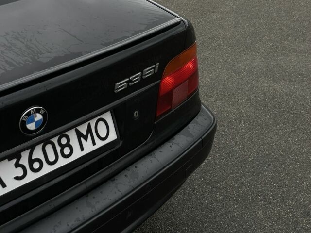 Чорний БМВ 5 Серія, об'ємом двигуна 3.5 л та пробігом 390 тис. км за 4150 $, фото 6 на Automoto.ua