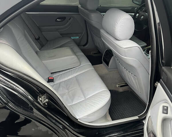 Чорний БМВ 5 Серія, об'ємом двигуна 2.5 л та пробігом 350 тис. км за 5450 $, фото 7 на Automoto.ua
