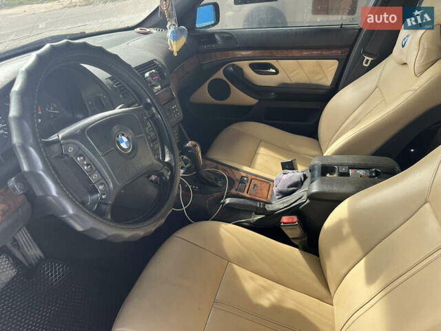 Чорний БМВ 5 Серія, об'ємом двигуна 2.93 л та пробігом 480 тис. км за 5200 $, фото 8 на Automoto.ua
