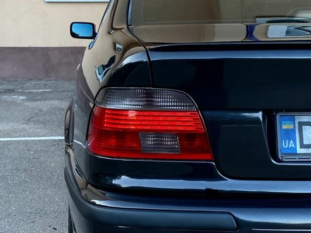 Черный БМВ 5 Серия, объемом двигателя 2.5 л и пробегом 380 тыс. км за 5600 $, фото 15 на Automoto.ua