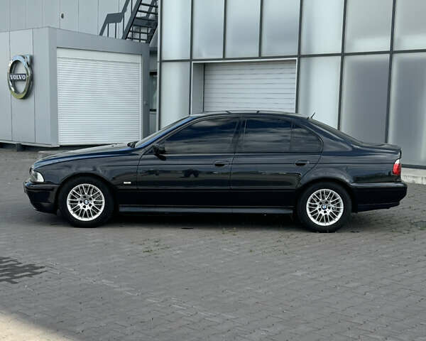 Черный БМВ 5 Серия, объемом двигателя 2.98 л и пробегом 400 тыс. км за 7500 $, фото 1 на Automoto.ua