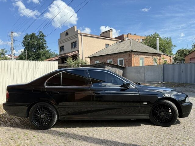 Черный БМВ 5 Серия, объемом двигателя 2.2 л и пробегом 400 тыс. км за 5000 $, фото 2 на Automoto.ua