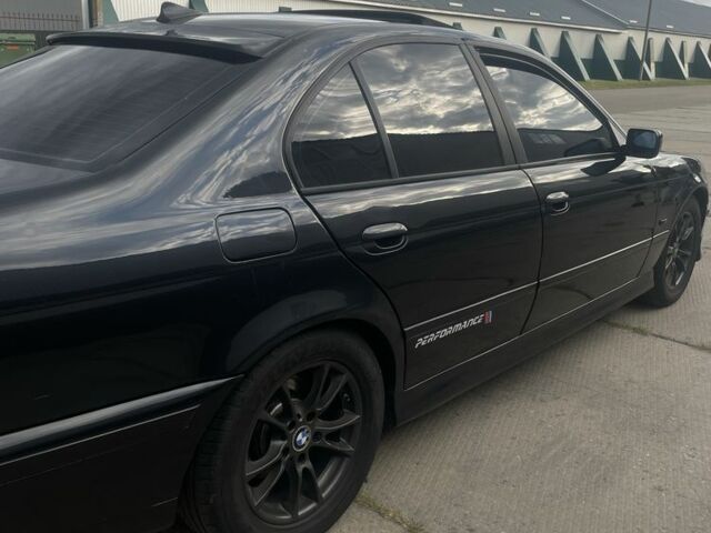 Чорний БМВ 5 Серія, об'ємом двигуна 2.2 л та пробігом 300 тис. км за 3800 $, фото 8 на Automoto.ua