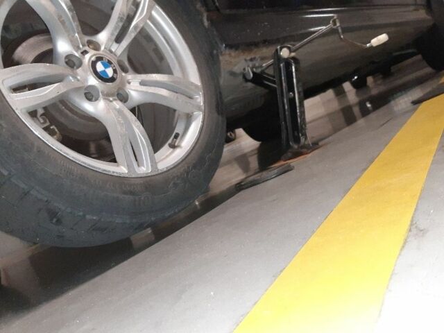 Черный БМВ 5 Серия, объемом двигателя 2.5 л и пробегом 298 тыс. км за 3560 $, фото 18 на Automoto.ua