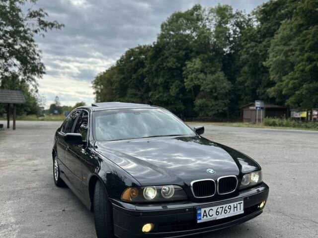 Черный БМВ 5 Серия, объемом двигателя 3 л и пробегом 348 тыс. км за 6800 $, фото 3 на Automoto.ua