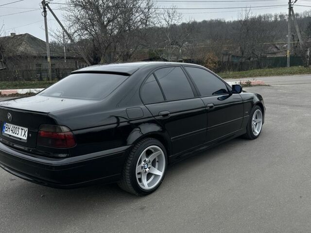 Черный БМВ 5 Серия, объемом двигателя 3 л и пробегом 400 тыс. км за 6300 $, фото 4 на Automoto.ua