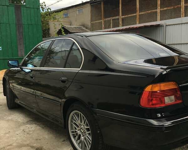 Черный БМВ 5 Серия, объемом двигателя 2.2 л и пробегом 350 тыс. км за 5300 $, фото 10 на Automoto.ua