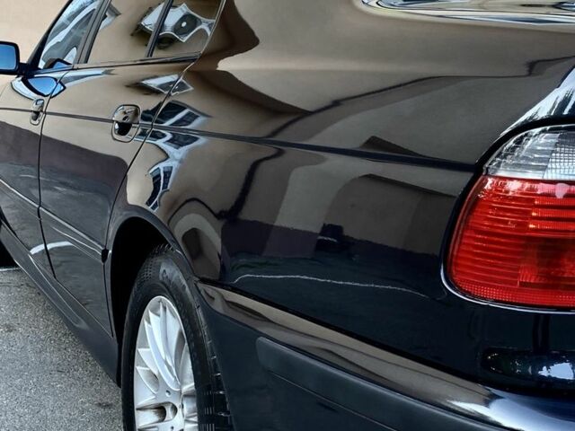 Черный БМВ 5 Серия, объемом двигателя 2.5 л и пробегом 380 тыс. км за 5600 $, фото 13 на Automoto.ua