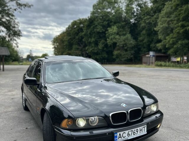 Черный БМВ 5 Серия, объемом двигателя 3 л и пробегом 348 тыс. км за 6800 $, фото 4 на Automoto.ua