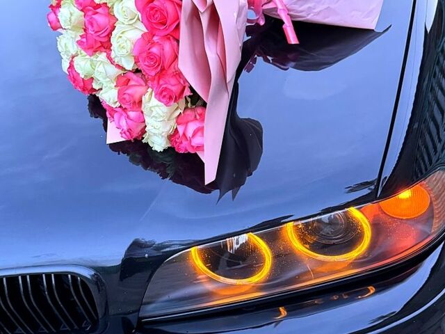 Чорний БМВ 5 Серія, об'ємом двигуна 3 л та пробігом 382 тис. км за 8000 $, фото 4 на Automoto.ua