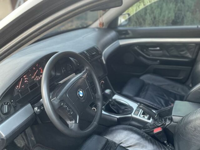 Черный БМВ 5 Серия, объемом двигателя 2.2 л и пробегом 298 тыс. км за 5500 $, фото 5 на Automoto.ua