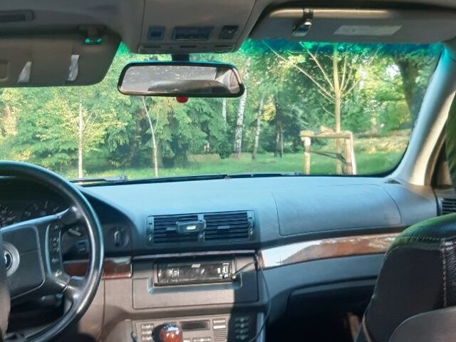 Черный БМВ 5 Серия, объемом двигателя 2.5 л и пробегом 298 тыс. км за 3560 $, фото 6 на Automoto.ua