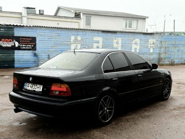 Черный БМВ 5 Серия, объемом двигателя 2.9 л и пробегом 300 тыс. км за 5500 $, фото 3 на Automoto.ua