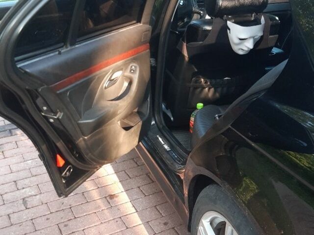 Черный БМВ 5 Серия, объемом двигателя 2.5 л и пробегом 298 тыс. км за 3560 $, фото 9 на Automoto.ua