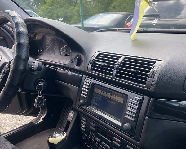 Черный БМВ 5 Серия, объемом двигателя 2.93 л и пробегом 394 тыс. км за 6300 $, фото 37 на Automoto.ua