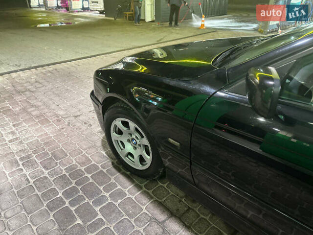 Чорний БМВ 5 Серія, об'ємом двигуна 2.2 л та пробігом 440 тис. км за 4700 $, фото 5 на Automoto.ua