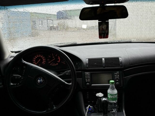 Черный БМВ 5 Серия, объемом двигателя 2.9 л и пробегом 300 тыс. км за 5500 $, фото 6 на Automoto.ua