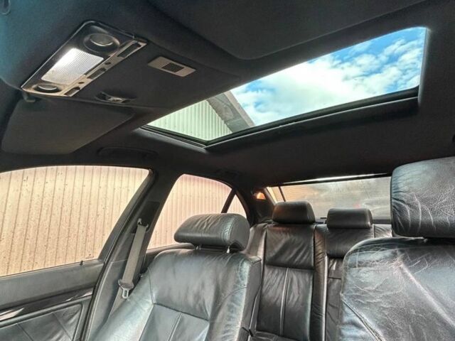 Черный БМВ 5 Серия, объемом двигателя 2.5 л и пробегом 500 тыс. км за 5700 $, фото 4 на Automoto.ua