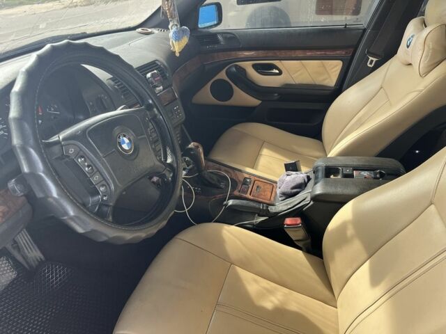 Черный БМВ 5 Серия, объемом двигателя 2.9 л и пробегом 480 тыс. км за 5200 $, фото 9 на Automoto.ua