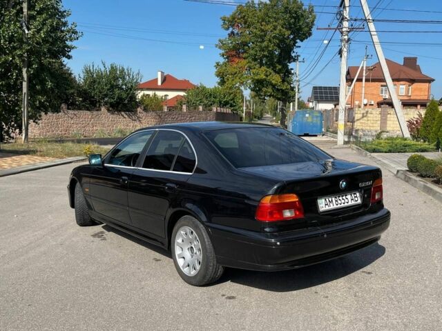Чорний БМВ 5 Серія, об'ємом двигуна 2.2 л та пробігом 300 тис. км за 4000 $, фото 6 на Automoto.ua
