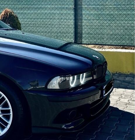 Черный БМВ 5 Серия, объемом двигателя 2.5 л и пробегом 380 тыс. км за 5600 $, фото 4 на Automoto.ua