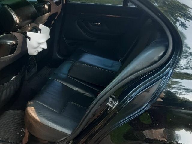 Черный БМВ 5 Серия, объемом двигателя 2.5 л и пробегом 298 тыс. км за 3560 $, фото 10 на Automoto.ua