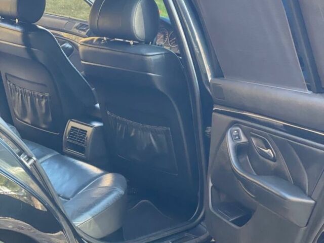 Черный БМВ 5 Серия, объемом двигателя 2.5 л и пробегом 550 тыс. км за 6300 $, фото 13 на Automoto.ua