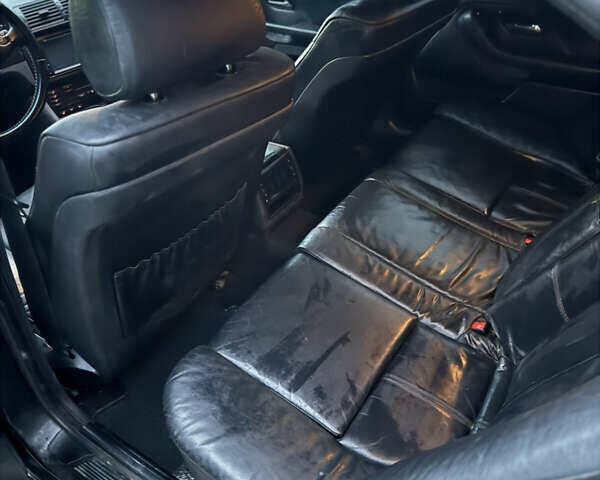 Черный БМВ 5 Серия, объемом двигателя 3 л и пробегом 500 тыс. км за 4100 $, фото 4 на Automoto.ua