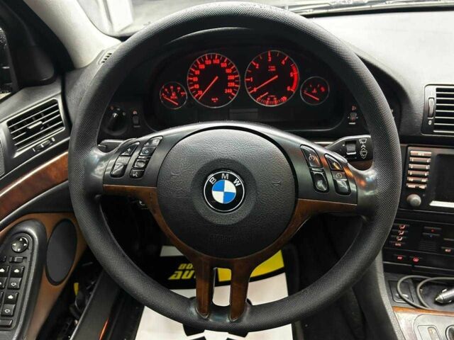 Черный БМВ 5 Серия, объемом двигателя 3 л и пробегом 450 тыс. км за 5700 $, фото 15 на Automoto.ua