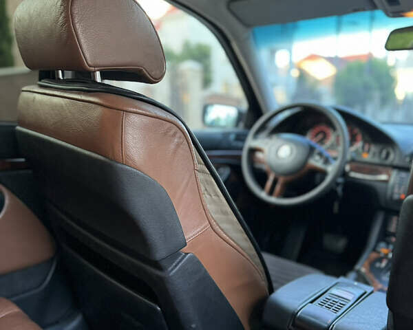 Черный БМВ 5 Серия, объемом двигателя 2.93 л и пробегом 450 тыс. км за 6000 $, фото 16 на Automoto.ua