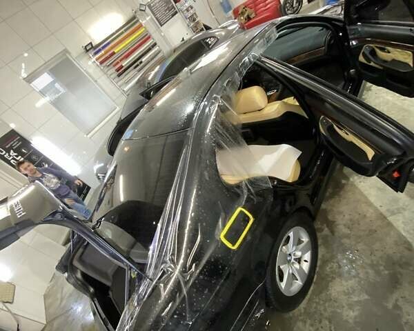 Чорний БМВ 5 Серія, об'ємом двигуна 2.93 л та пробігом 251 тис. км за 12000 $, фото 32 на Automoto.ua