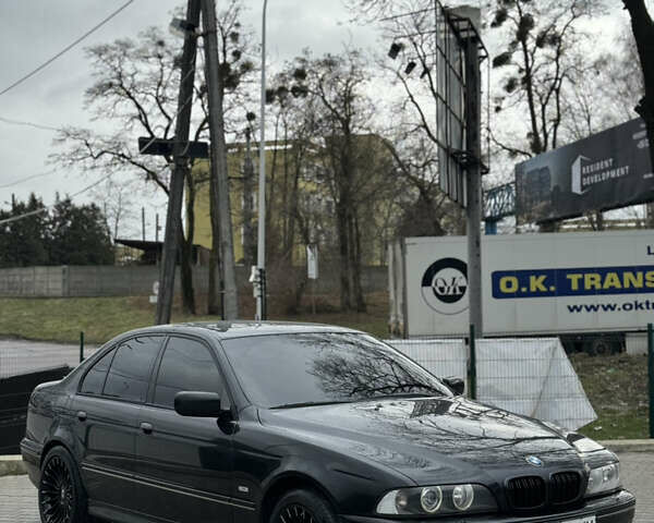 Чорний БМВ 5 Серія, об'ємом двигуна 3 л та пробігом 410 тис. км за 8200 $, фото 2 на Automoto.ua