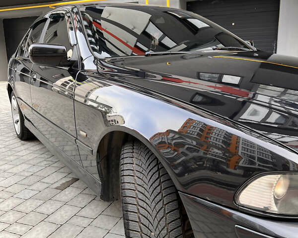 Черный БМВ 5 Серия, объемом двигателя 3 л и пробегом 346 тыс. км за 7500 $, фото 18 на Automoto.ua