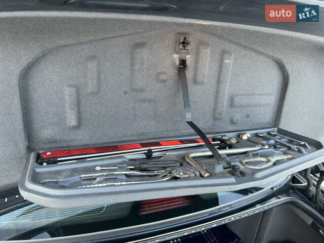 Черный БМВ 5 Серия, объемом двигателя 3 л и пробегом 324 тыс. км за 9200 $, фото 24 на Automoto.ua