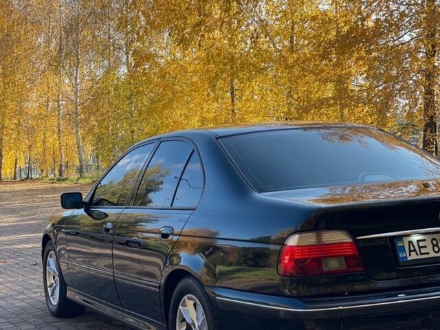Черный БМВ 5 Серия, объемом двигателя 2.5 л и пробегом 550 тыс. км за 6300 $, фото 4 на Automoto.ua