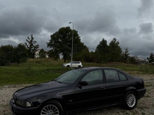 Черный БМВ 5 Серия, объемом двигателя 2.5 л и пробегом 280 тыс. км за 2572 $, фото 2 на Automoto.ua