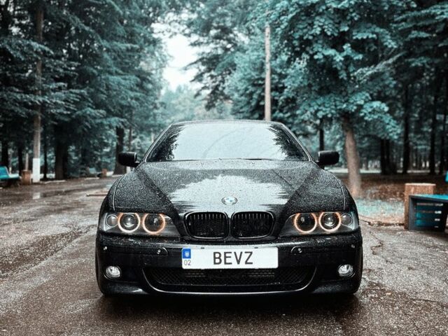 Черный БМВ 5 Серия, объемом двигателя 0 л и пробегом 335 тыс. км за 7700 $, фото 10 на Automoto.ua