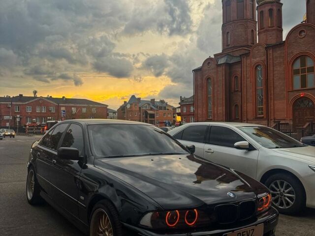 Черный БМВ 5 Серия, объемом двигателя 0 л и пробегом 335 тыс. км за 7700 $, фото 13 на Automoto.ua