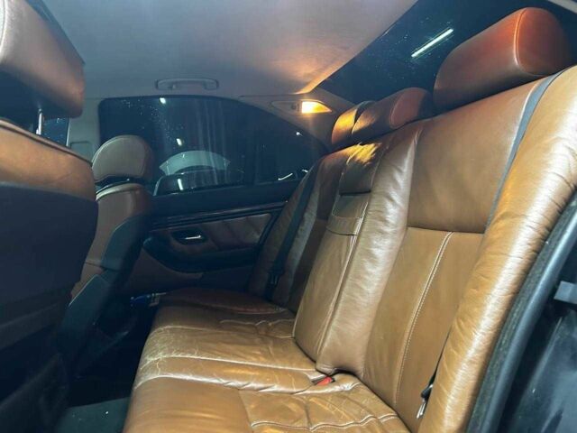 Черный БМВ 5 Серия, объемом двигателя 3 л и пробегом 450 тыс. км за 5700 $, фото 13 на Automoto.ua