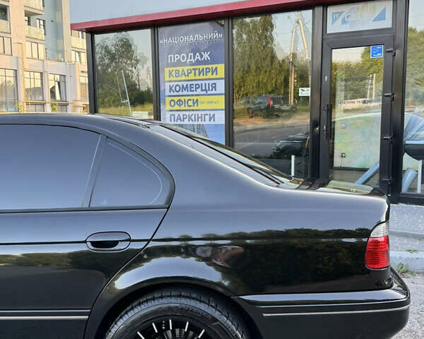 Чорний БМВ 5 Серія, об'ємом двигуна 3 л та пробігом 410 тис. км за 8200 $, фото 19 на Automoto.ua
