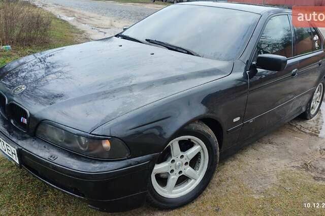 Чорний БМВ 5 Серія, об'ємом двигуна 2.17 л та пробігом 111 тис. км за 3700 $, фото 1 на Automoto.ua