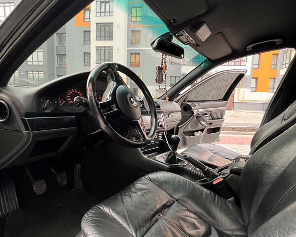 Черный БМВ 5 Серия, объемом двигателя 3 л и пробегом 346 тыс. км за 7500 $, фото 29 на Automoto.ua