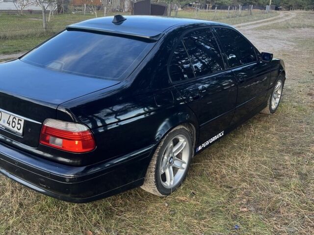 Черный БМВ 5 Серия, объемом двигателя 3 л и пробегом 440 тыс. км за 3100 $, фото 1 на Automoto.ua